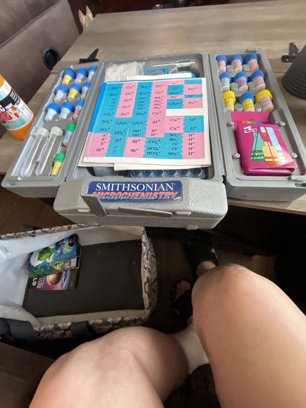 Smithsonian Microchemistry Science Kit - Picture 4 of 5
